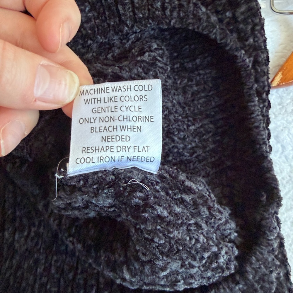 Altar'd State Chunky Sweater - Picture 7 of 7